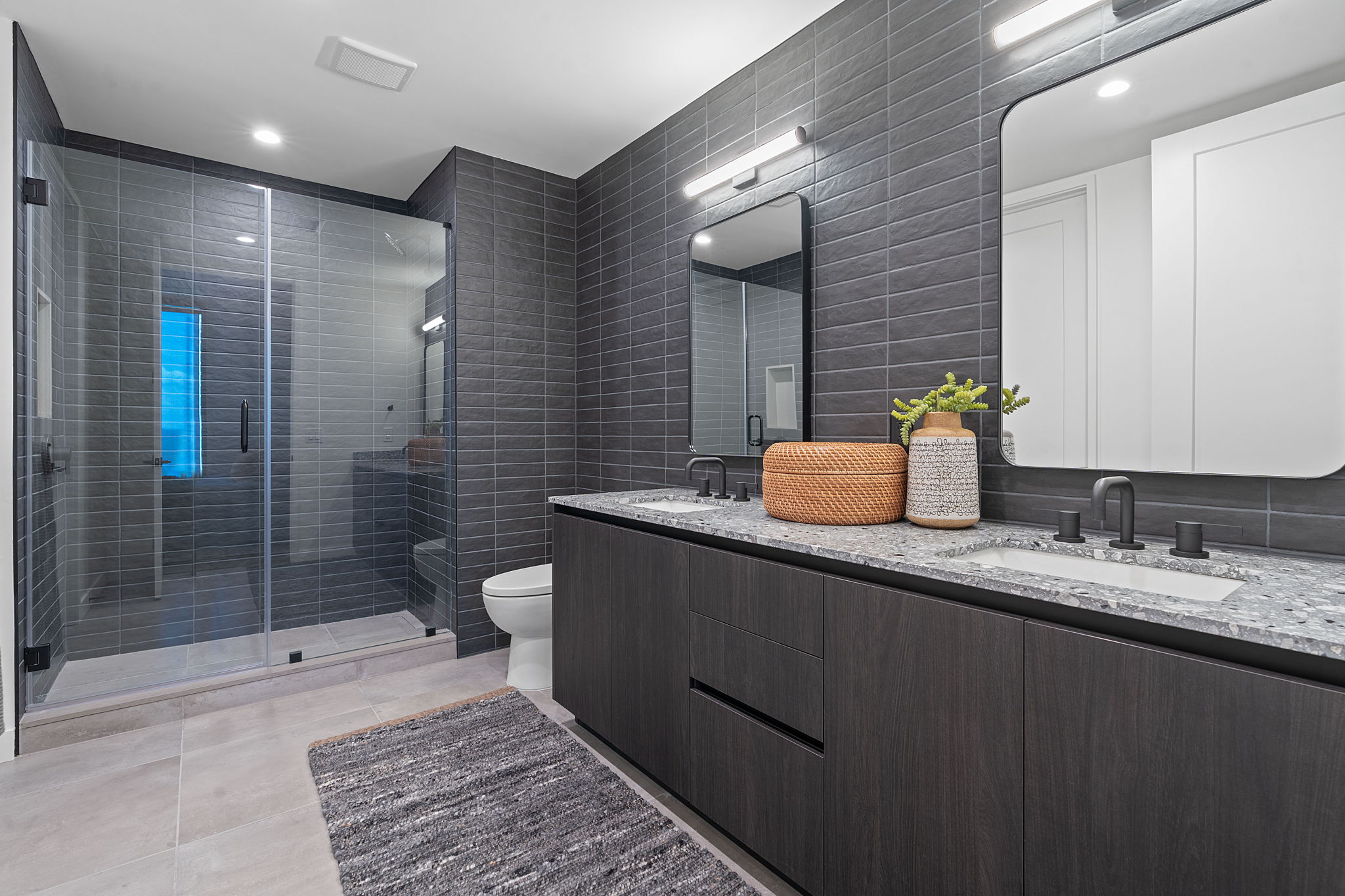 resfin-19-web-or-mls-DSC09305